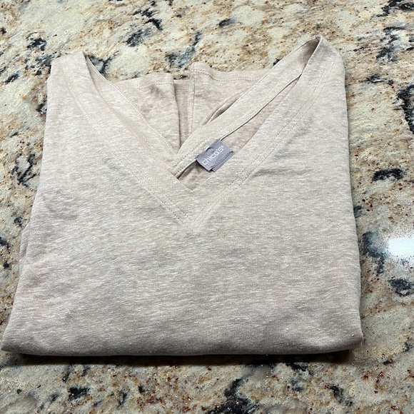 Bundle of (2) Chico’s Tops - Picture 7 of 10